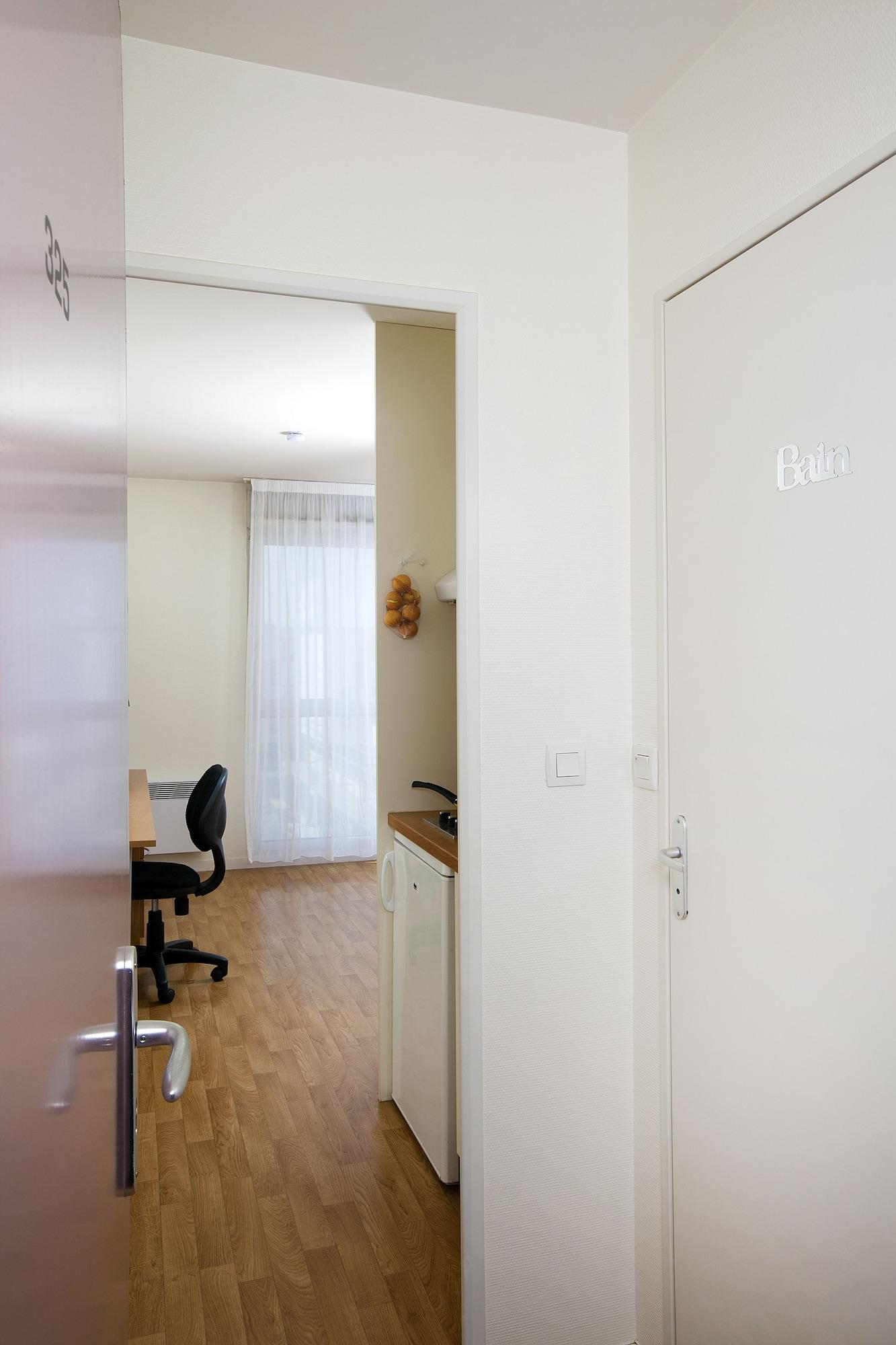 Sejours & Affaires Rennes Longs Champs Aparthotel Exterior photo