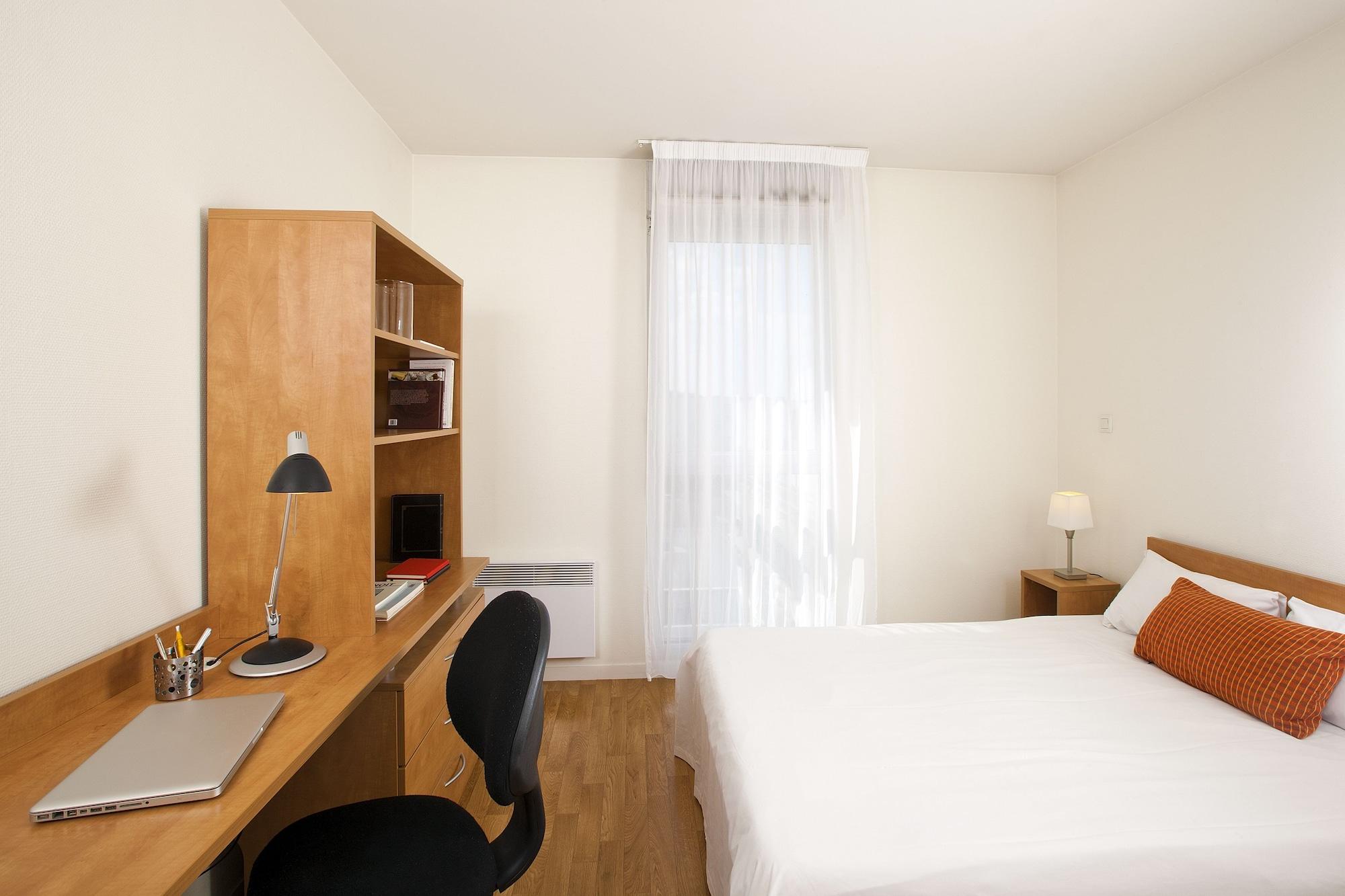 Sejours & Affaires Rennes Longs Champs Aparthotel Exterior photo