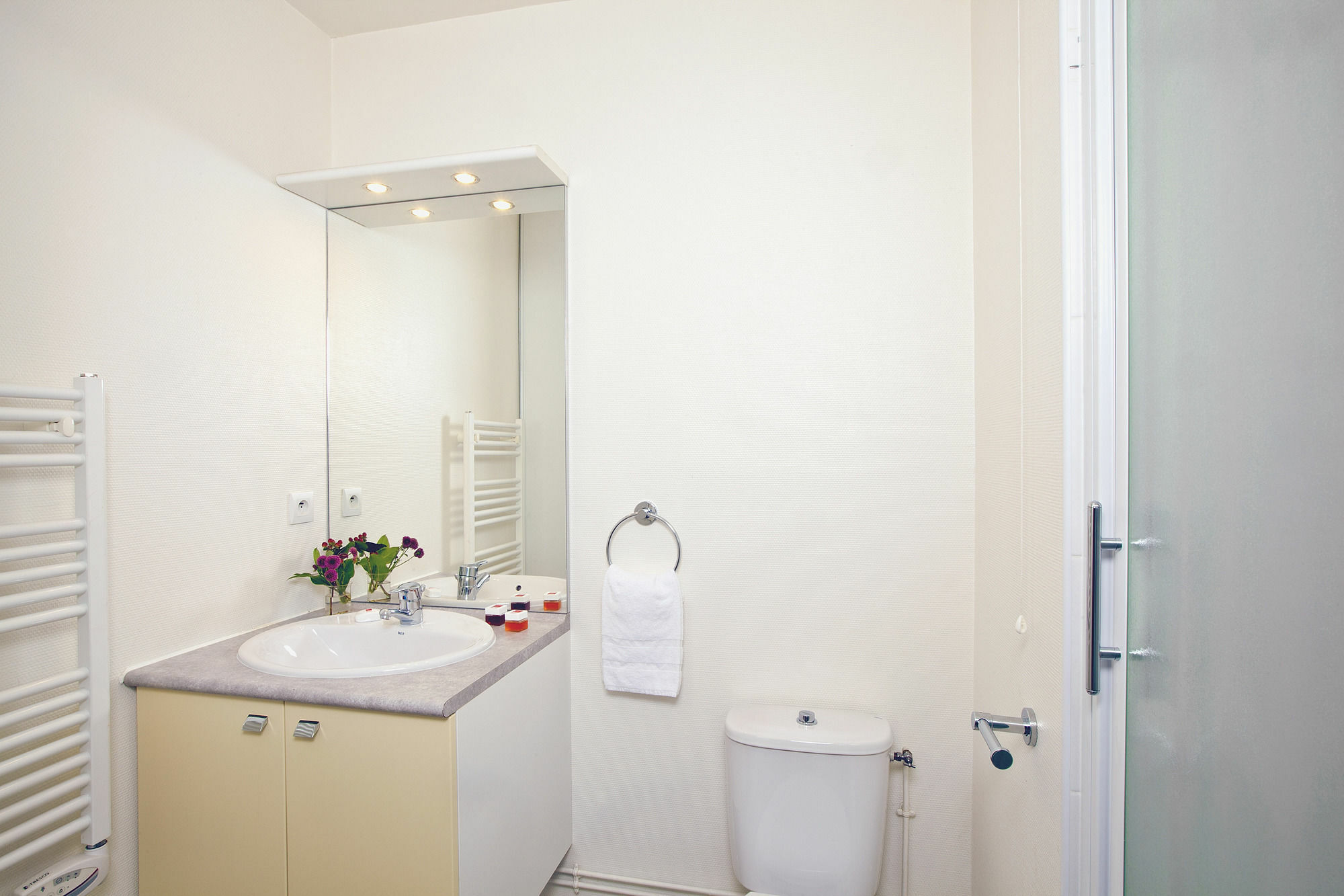 Sejours & Affaires Rennes Longs Champs Aparthotel Exterior photo